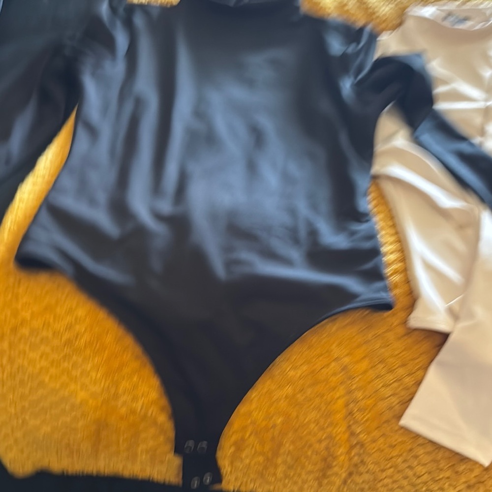 TWO Express Black and Cream Bodysuit with Long Sleeves